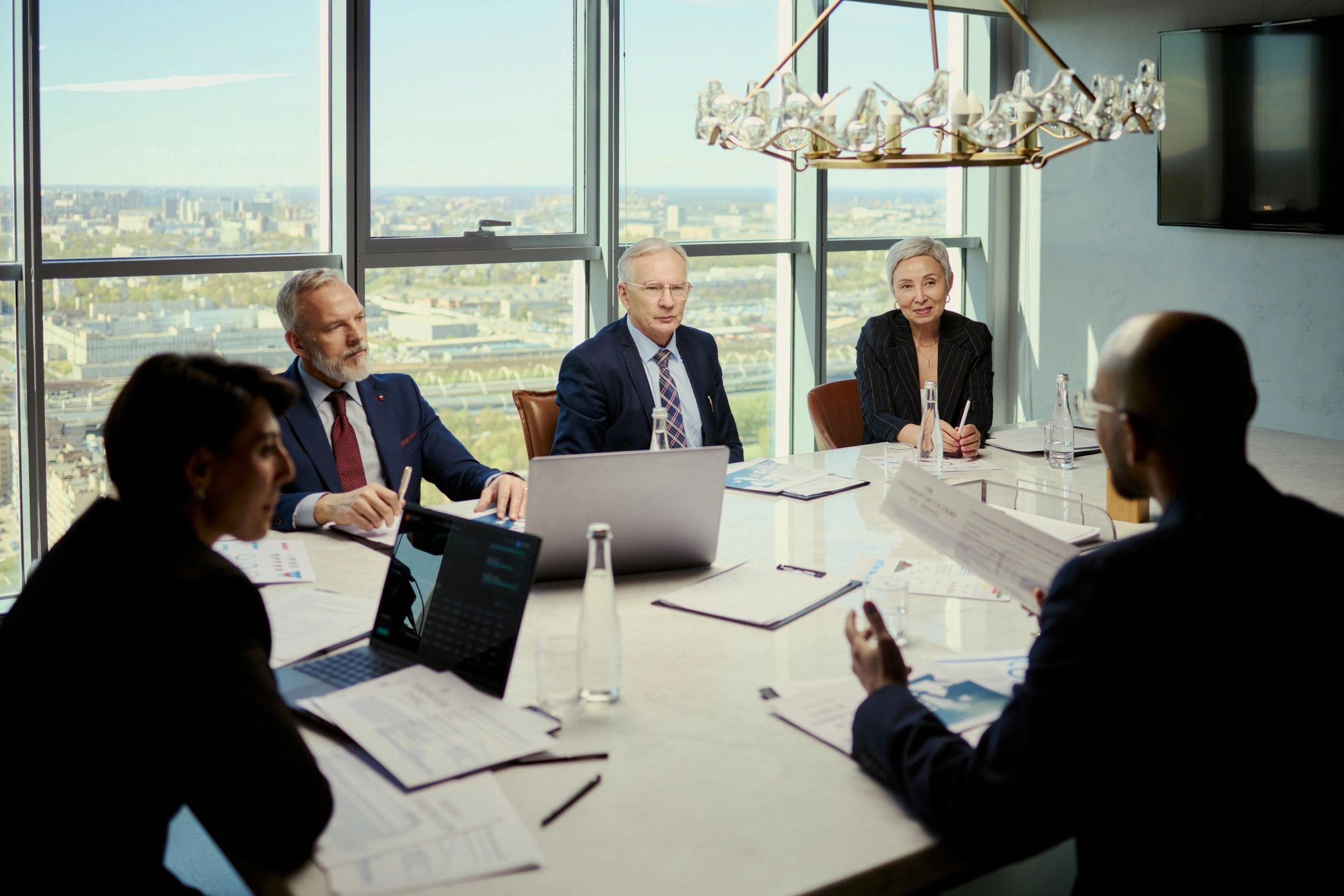 Leadership team meeting to plan company strategy